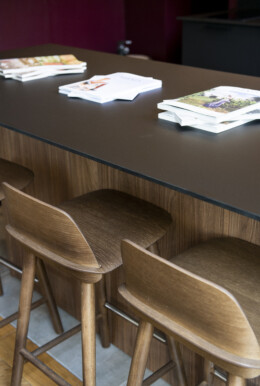 APSI BARNES 351©G Perret